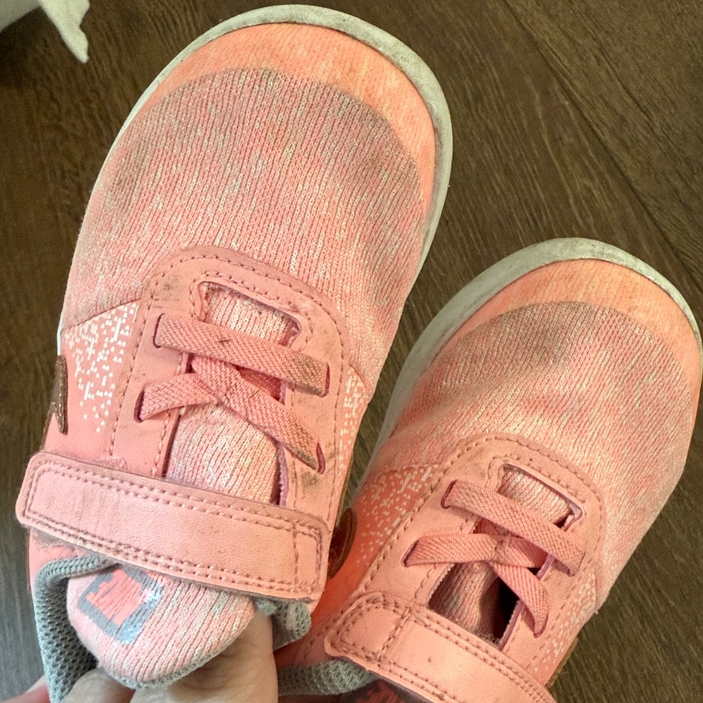 💗Nike Kids' Sneakers - Size 10c - Picture 8 of 8